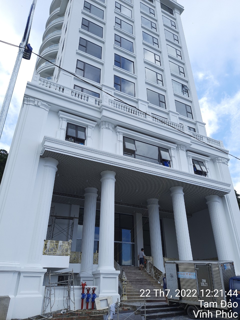 SẢN XUÁT THI CÔNG CỬA CHỐNG CHÁY, KÍNH CHỐNG CHÁY CÔNG TRÌNH BỘ TƯ LỆNH QUÂN KHU 2 TAM ĐẢO, VÀ HÌNH ẢNH ĐẸP LAO ĐỘNG